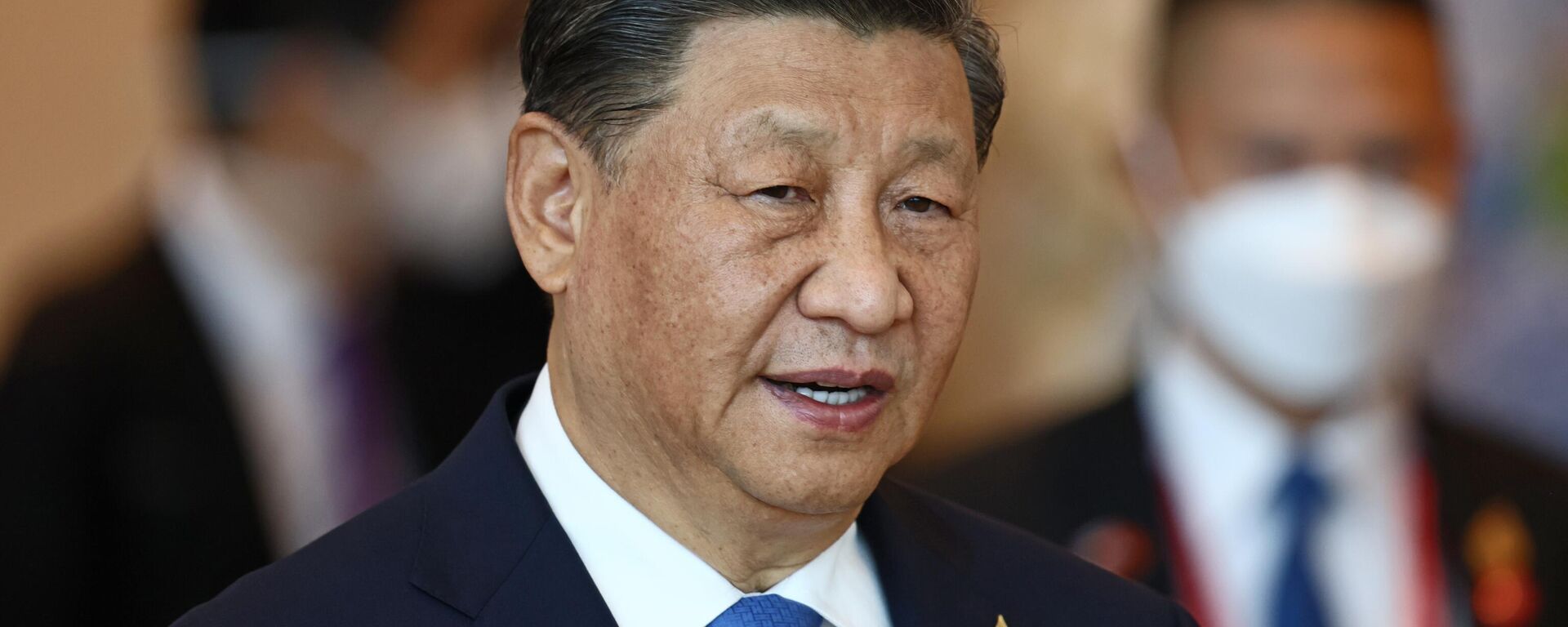 Xi Jinping, presidente de China, en la reunión de líderes económicos de la APEC durante la Cumbre del Foro de Cooperación Económica Asia-Pacífico, en Bangkok, Tailandia, el 19 de noviembre de 2022 - Sputnik Mundo, 1920, 17.10.2023