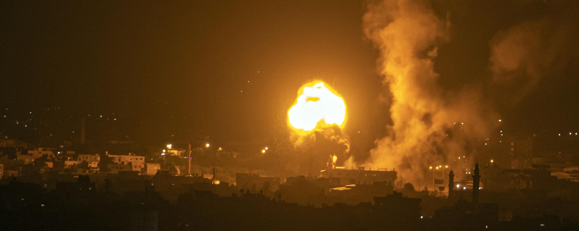 Israel bombardea Gaza en respuesta al lanzamiento de cohetes - Sputnik Mundo, 1920, 09.05.2023
