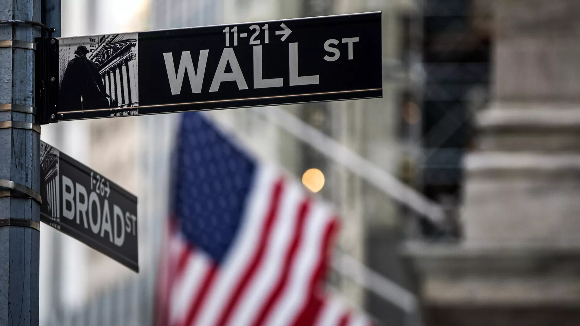 Un letrero que anuncia calle Wall Street - Sputnik Mundo, 1920, 04.07.2024