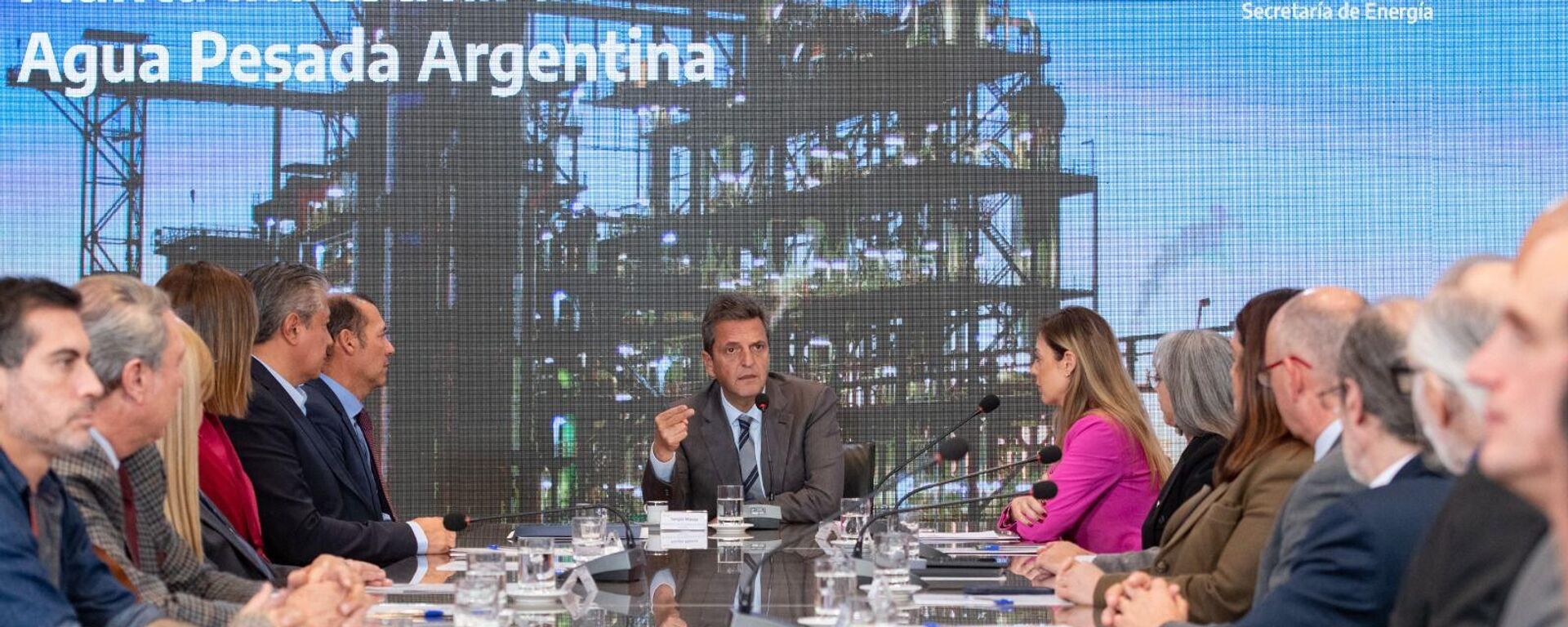 Argentina reactivará la planta de producción de agua pesada más grande del mundo - Sputnik Mundo, 1920, 15.05.2023