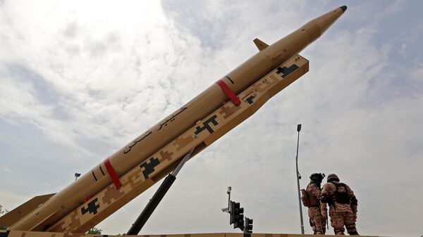 El misil iraní Kheibar - Sputnik Mundo