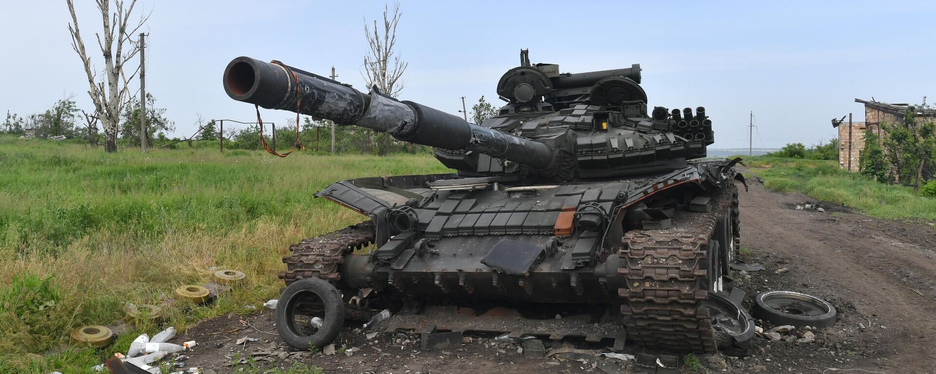 Un tanque de las FFAA ucranianas destruido - Sputnik Mundo, 1920, 19.06.2023