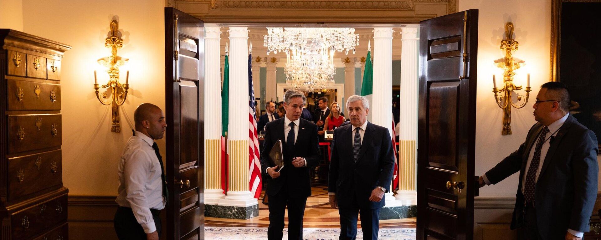El secretario Blinken y el ministro de exteriores Tajani dieron una conferencia de prensa este lunes en Washington. - Sputnik Mundo, 1920, 12.06.2023