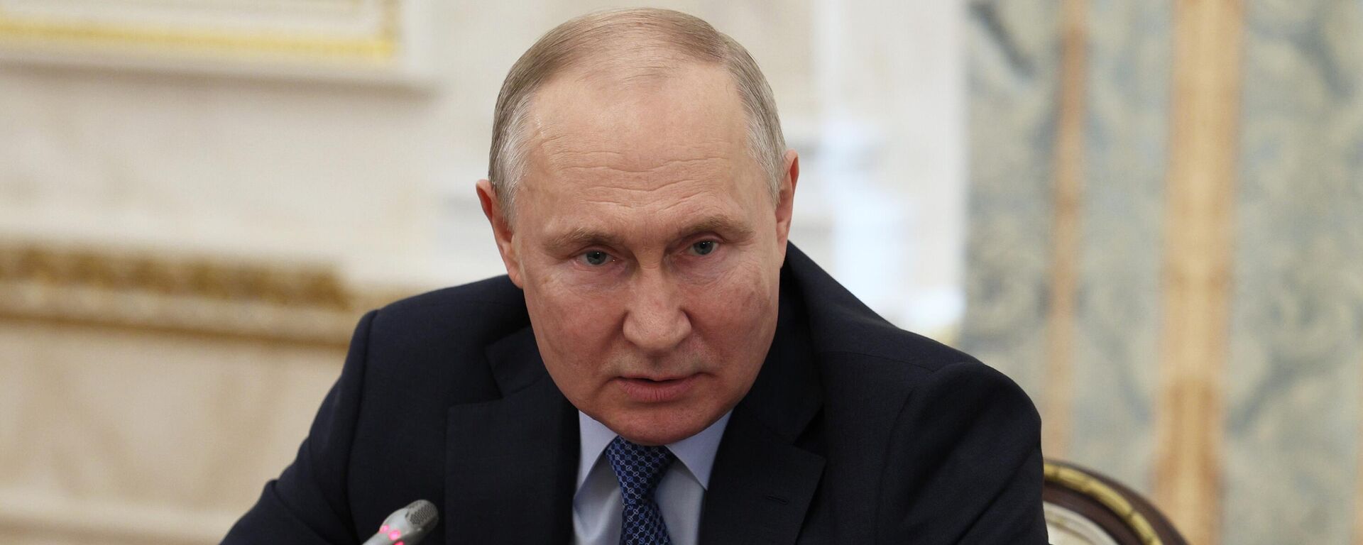  Vladímir Putin, el presidente de Rusia, en un encuentro con periodistas militares, el 13 de junio de 2023 - Sputnik Mundo, 1920, 19.07.2023