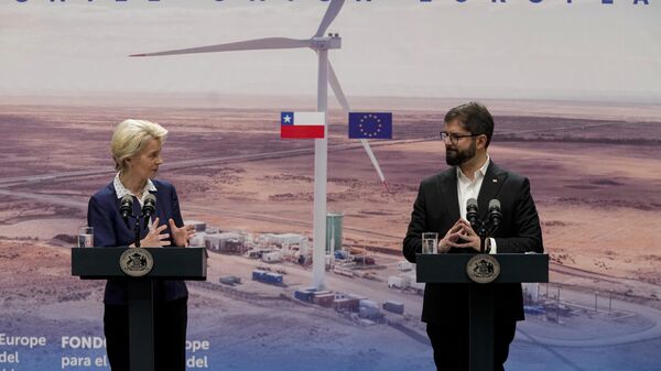 Chile firma acuerdo con la Unión Europea en materia de hidrógeno verde - Sputnik Mundo