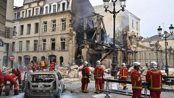Aumenta a 24 el número de heridos tras una explosión en el centro de París - Sputnik Mundo