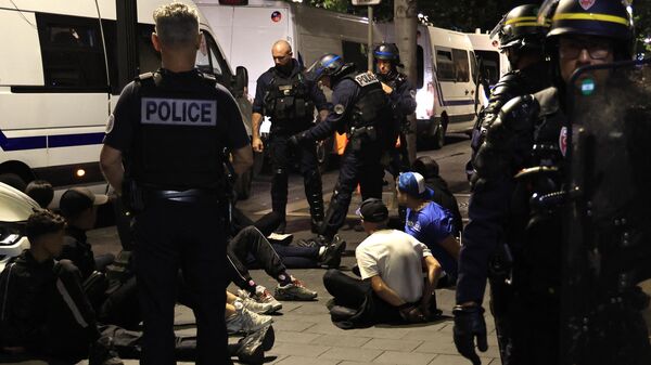 Las detenciones realizadas por los disturbios en Francia - Sputnik Mundo