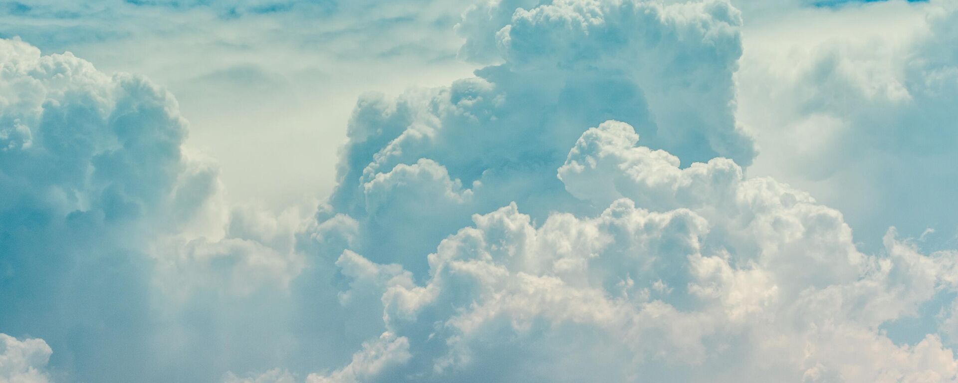Nubes. Imagen referencial - Sputnik Mundo, 1920, 06.07.2023