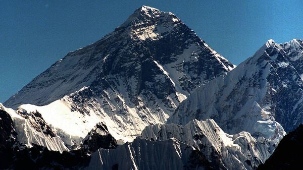 el Everest, en Nepal - Sputnik Mundo