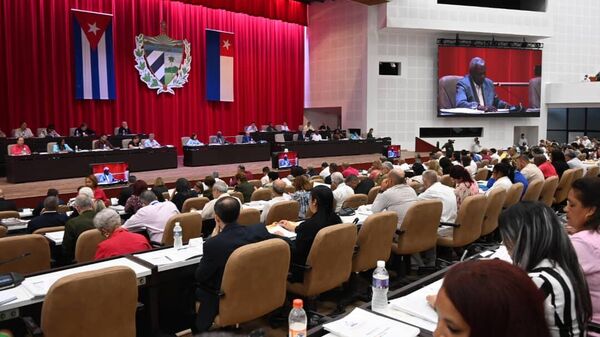 La X Legislatura de la Asamblea Nacional del Poder Popular (Parlamento) de Cuba - Sputnik Mundo