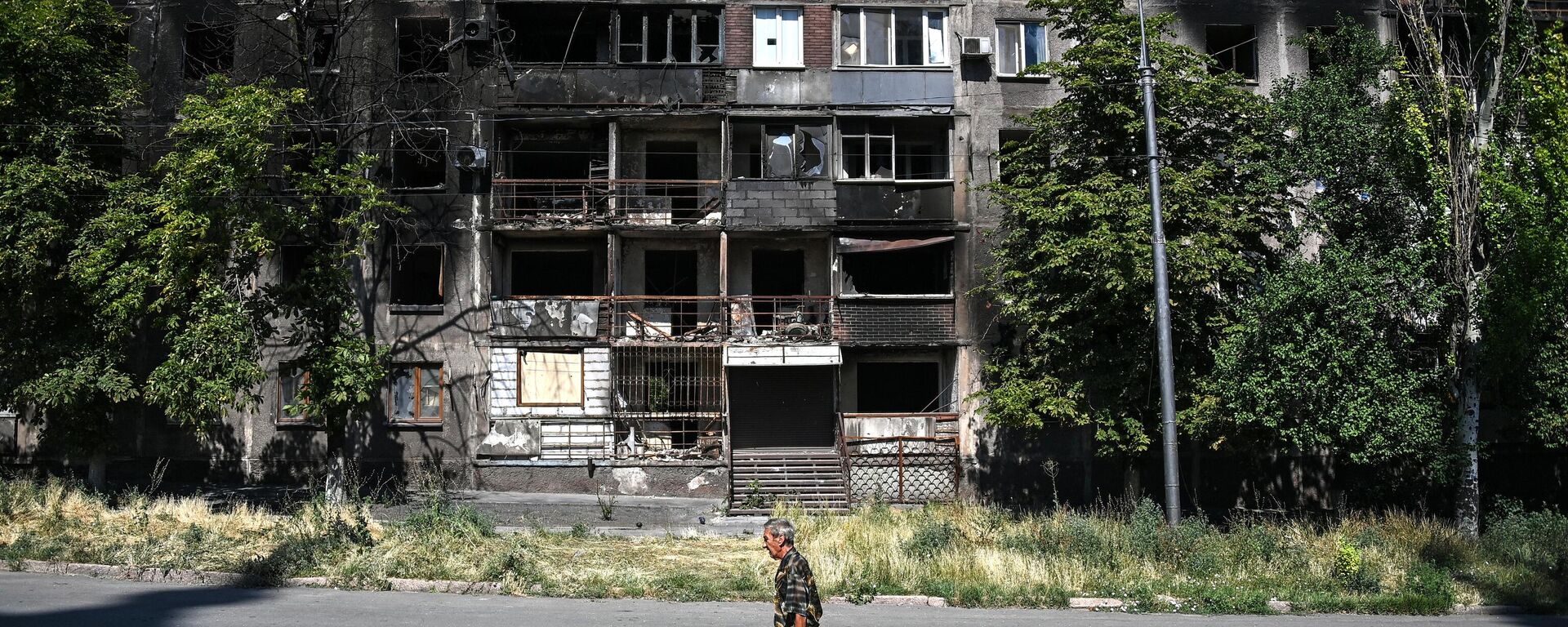 La casa destruida en la ciudad de Mariúpol - Sputnik Mundo, 1920, 25.07.2023