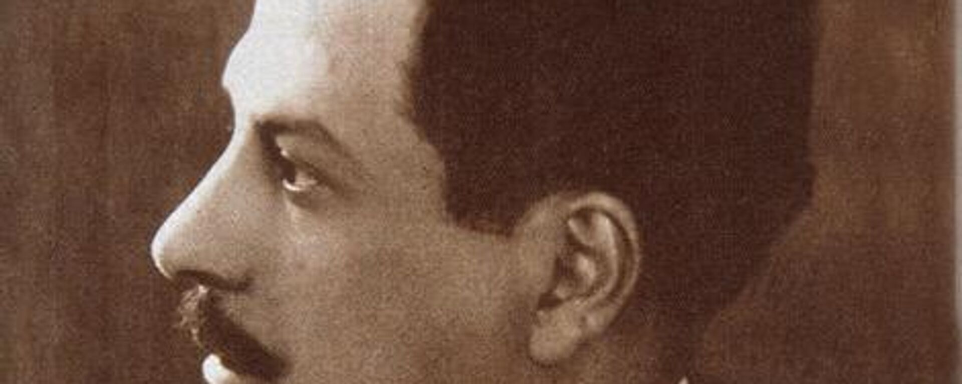 El poeta mexicano Ramón López Velarde es autor del icónico poema La suave patria - Sputnik Mundo, 1920, 27.07.2023