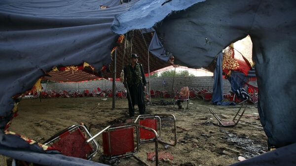 El ataque suicida en Pakistán - Sputnik Mundo