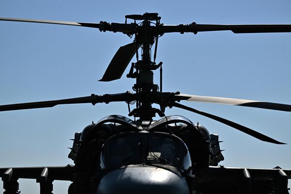 Helicóptero ruso de reconocimiento y ataque Ka-52 Alligator. - Sputnik Mundo