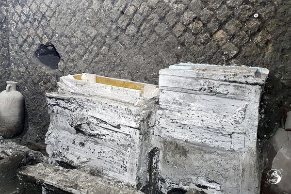 Las muebles de una habitación utilizada por los esclavos, encontrada en la ciudad romana de Civita Giuliana - Sputnik Mundo