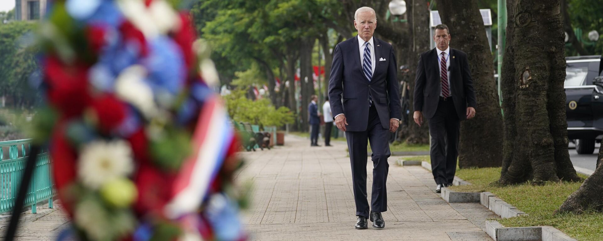 El presidente de Estados Unidos, Joe Biden, conmemora el 22.º aniversario del atentado terrorista en una base militar de Alaska - Sputnik Mundo, 1920, 11.09.2023