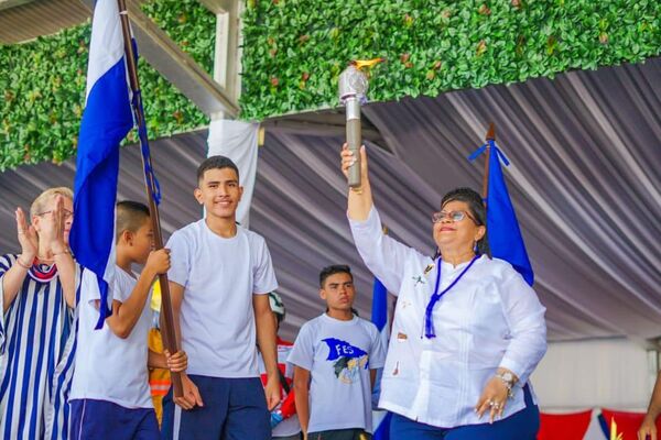 Conmemoración al 167 Aniversario de la Batalla de San Jacinto y 202 Aniversario de la firma del Acta de Independencia en Nicaragua - Sputnik Mundo