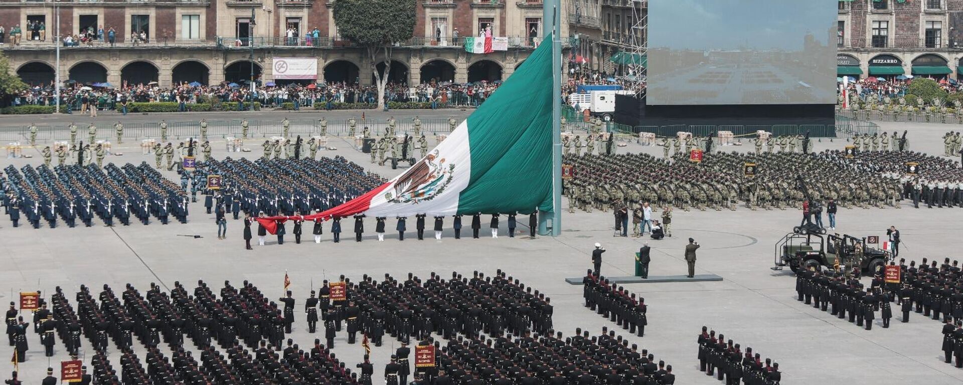 Desfile cívico militar para conmemorar la independencia de México. - Sputnik Mundo, 1920, 16.09.2023