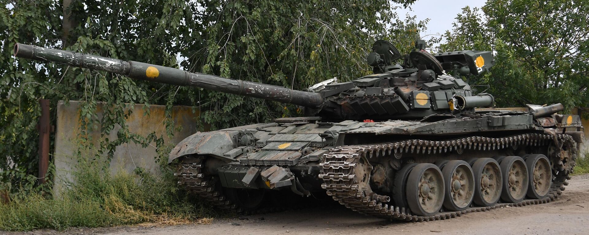 Un tanque T-72 entregado por Polonia a Ucrania - Sputnik Mundo, 1920, 20.09.2023