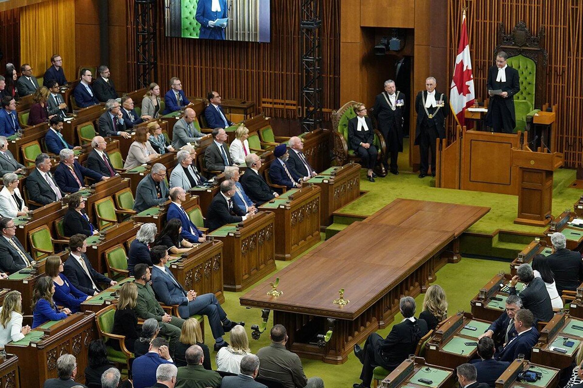La sesión del parlamento canadiense en la que se reconoció la labor de un excombatiente nazi de una división de la SS. - Sputnik Mundo, 1920, 24.09.2023