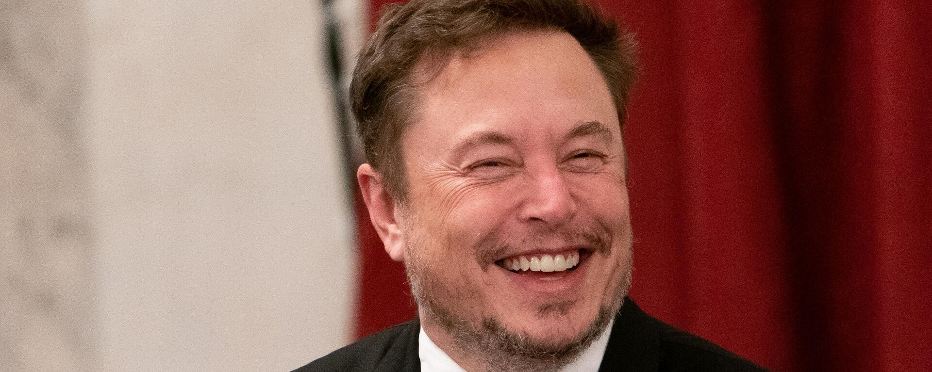 Elon Musk, consejero delegado de SpaceX, asiste a un foro bipartidista sobre Inteligencia Artificial (IA) en el Senado de EEUU en el Capitolio de EEUU en Washington, DC, el 13 de septiembre de 2023  - Sputnik Mundo, 1920, 02.10.2023