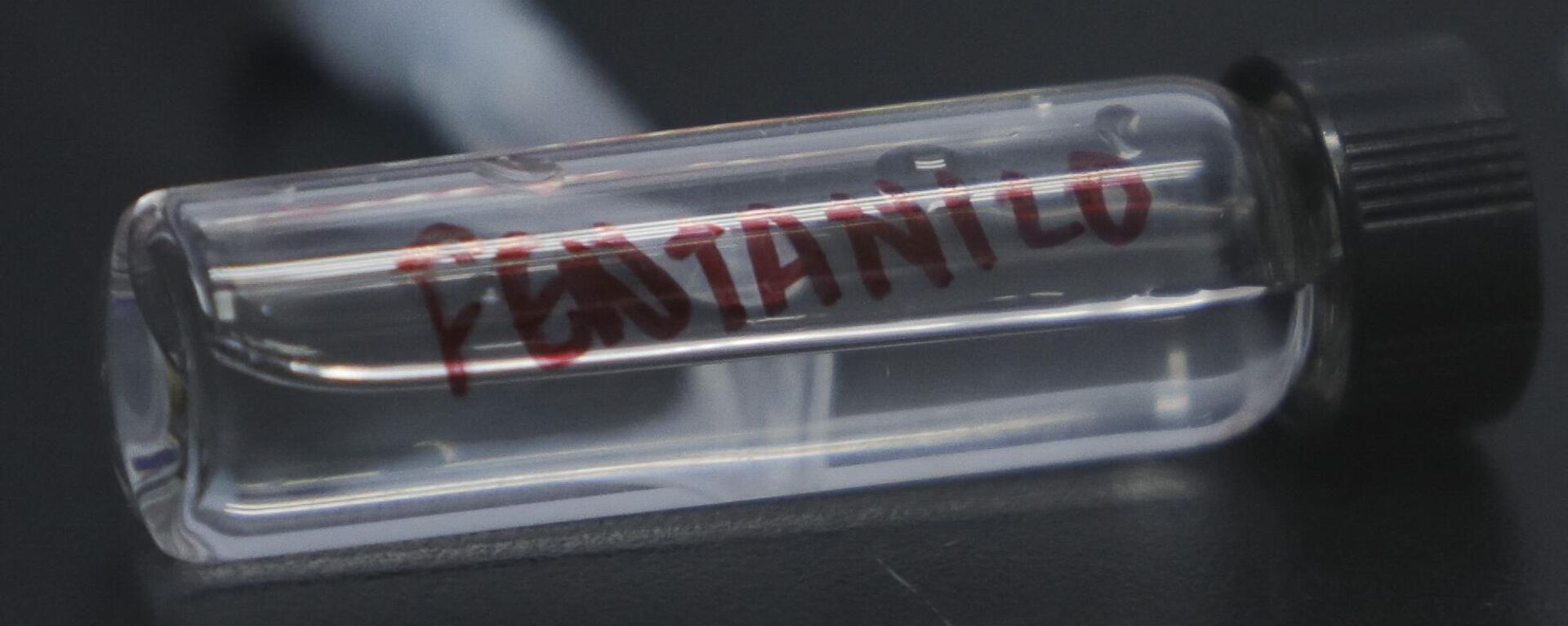 Una muestra de fentanilo en el Laboratorio Químico Antinarcóticos de la Policía colombiana el 2 de agosto de 2023 (Imagen referencial) - Sputnik Mundo, 1920, 06.10.2023