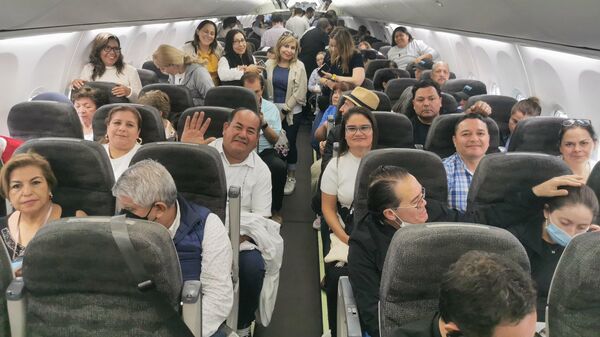 El segundo vuelo con mexicanos ya salió de Tel Aviv, Israel. - Sputnik Mundo