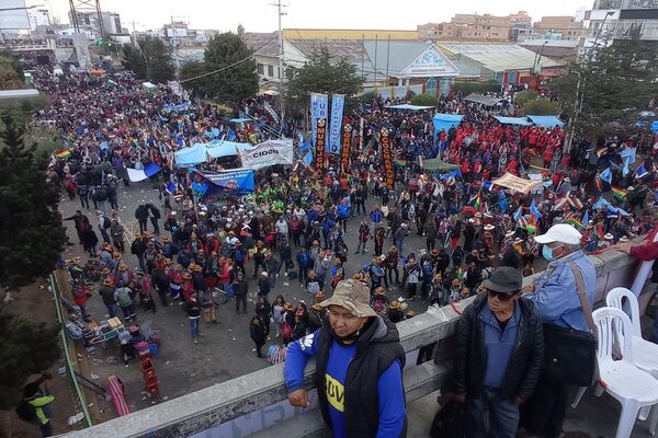 Cabildo en respaldo al Gobierno de Luis Arce, en El Alto, Bolivia. - Sputnik Mundo