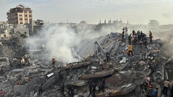 Consecuencias de bombardeos israelíes en la Franja de Gaza - Sputnik Mundo