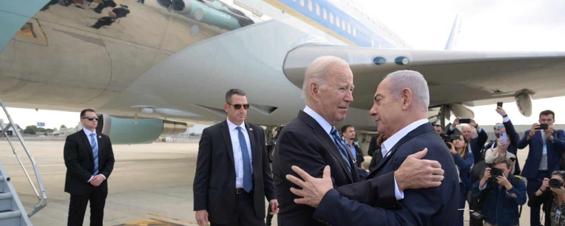 El primer ministro de Israel, Benjamín Netanyahu, y el presidente de Estados Unidos, Joe Biden - Sputnik Mundo, 1920, 15.01.2024
