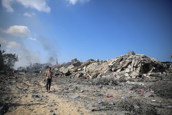 Consecuencias de los bombardeos israelíes en Gaza - Sputnik Mundo