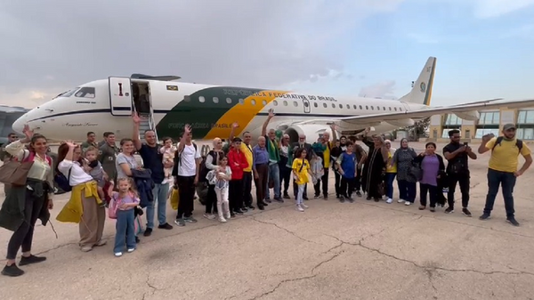 Un vuelo para la repatriación de brasileños en Cisjordania - Sputnik Mundo
