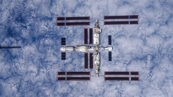 Foto de la estación espacial modular china Tiangong en el espacio - Sputnik Mundo