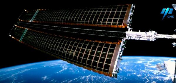 El panel solar del módulo experimental Wentian. - Sputnik Mundo