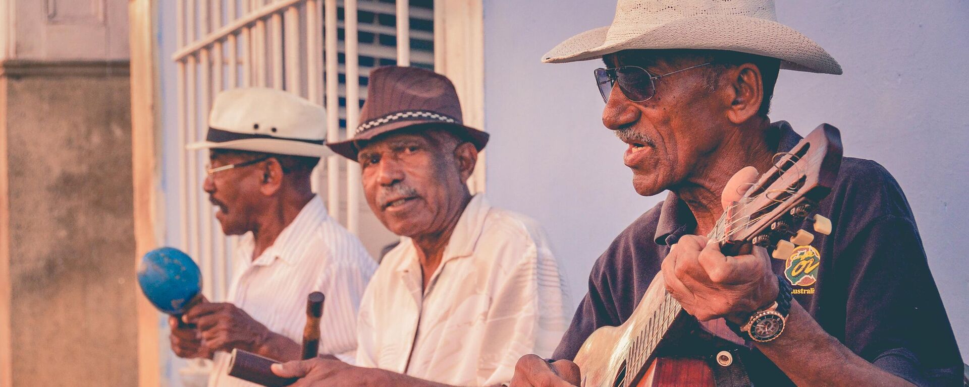Tres músicos cubanos - Sputnik Mundo, 1920, 06.12.2023