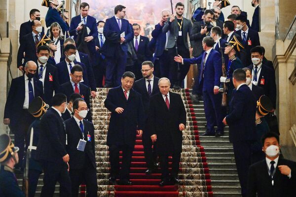 Xi Jinping y Vladímir Putin después de las conversaciones, el 21 de marzo, 2023. - Sputnik Mundo