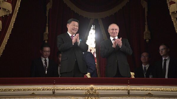 Los mandatarios de China y Rusia, Xi Jinping y Vladímir Putin, el 5 de junio, 2019 - Sputnik Mundo