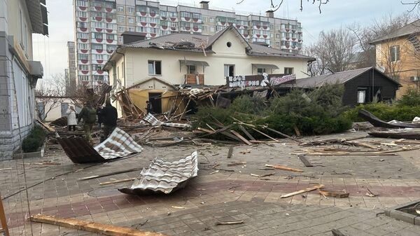 Consecuencias del ataque de las tropas ucranianas contra el centro de la ciudad de Bélgorod - Sputnik Mundo