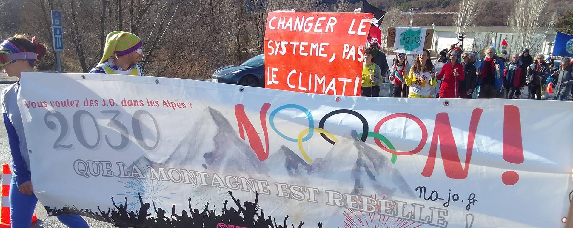 Protestas contra la celebración de los Juegos Olímpicos de Invierno en Francia. - Sputnik Mundo, 1920, 07.01.2024
