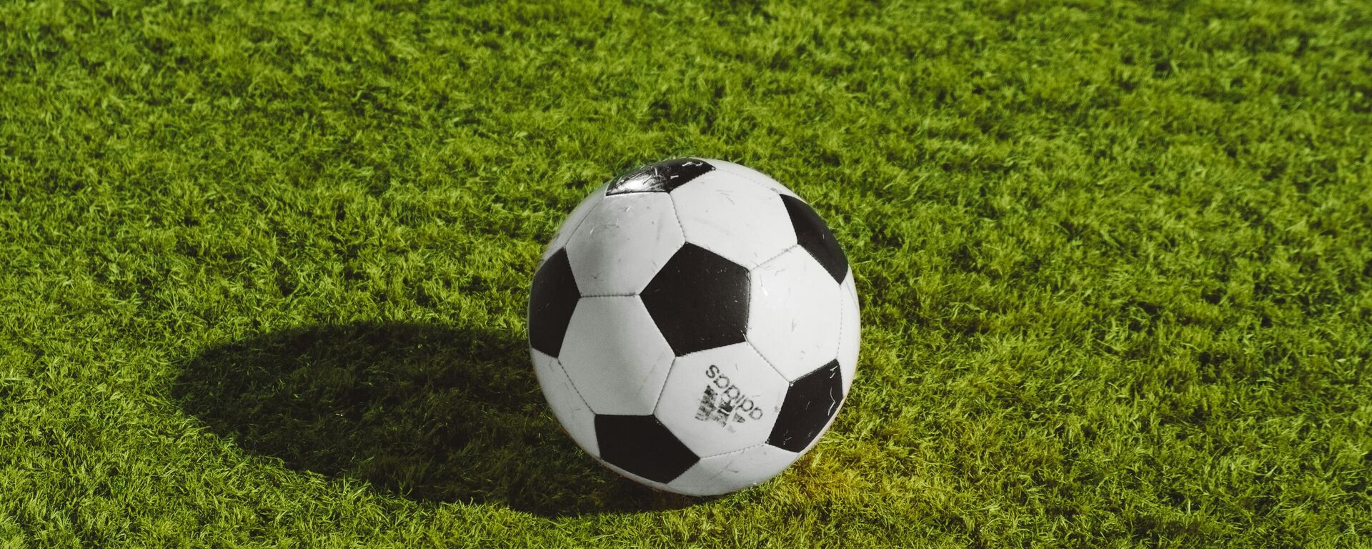 Balón de fútbol (imagen referencial) - Sputnik Mundo, 1920, 10.04.2024