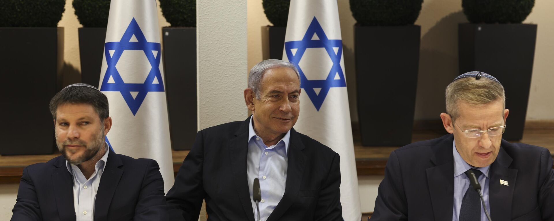 Benjamín Netanyahu y parte de su gabinete  - Sputnik Mundo, 1920, 25.02.2024