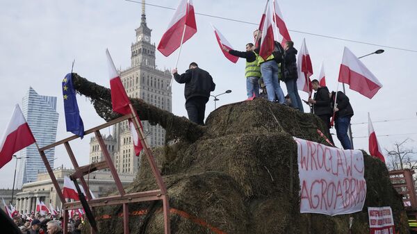 Protestas de agricultores en Polonia - Sputnik Mundo