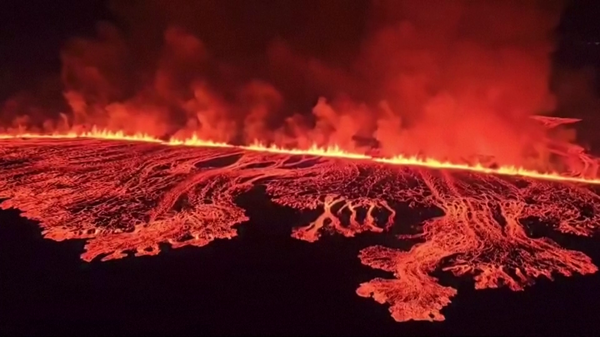 Cuarta erupción de volcán en Islandia - Sputnik Mundo