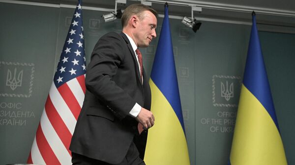 Jake Sullivan, asesor de Seguridad Nacional de EEUU, durante una reunión con altos funcionarios ucranianos el 20 de marzo - Sputnik Mundo