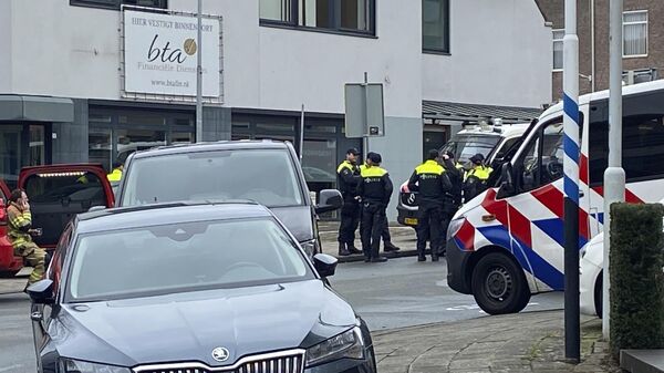 Reportan una toma de rehenes en un café de la ciudad neerlandesa de Ede - Sputnik Mundo