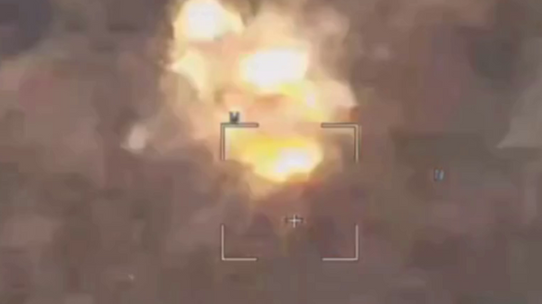 Así el dron ruso Lancet en un gracioso picado neutraliza otro Abrams ucraniano - Sputnik Mundo