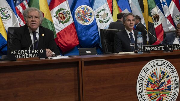 El secretario general de la OEA, Luis Almagro, y el secretario de Estado de EEUU, Antony Blinken - Sputnik Mundo