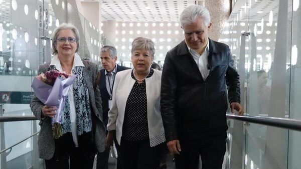 El personal diplomático arribó este 7 de abril a México - Sputnik Mundo