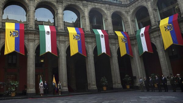 México y Ecuador sostenían relaciones diplomáticas desde el siglo XIX. - Sputnik Mundo