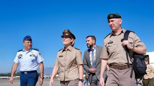 La comandante general del Comando Sur de Estados Unidos, Laura Richardson, llegó este lunes (15 de abril) a la capital guatemalteca, en su primera visita a esa nación - Sputnik Mundo